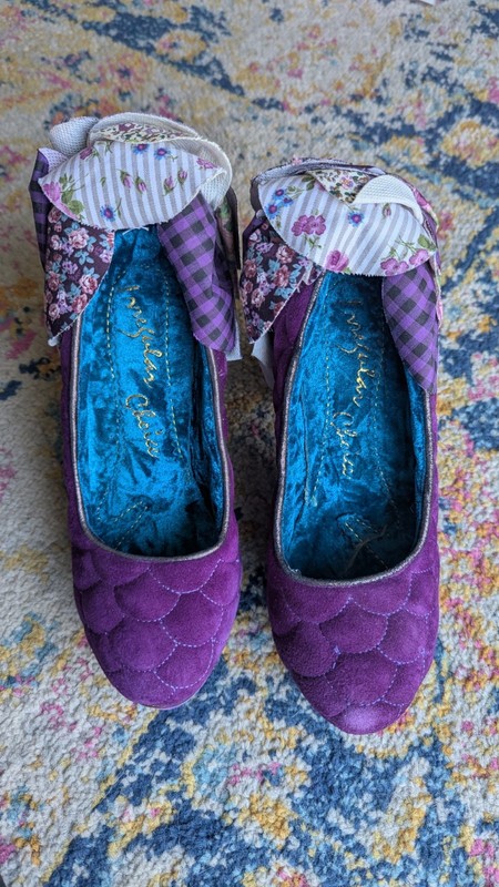 IRREGULAR CHOICE (39 / Size 8) Sweety Bird Platform Heels Petal Purple Suede