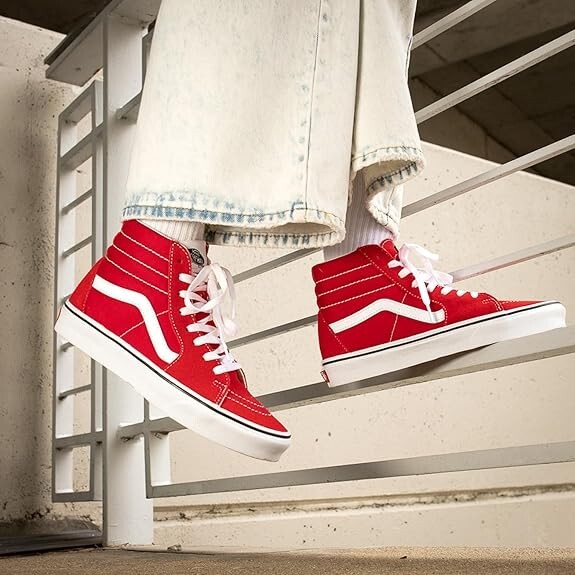 Vans VN0A4BV6JV6105500M Sk8-Hi Racing Red/True White