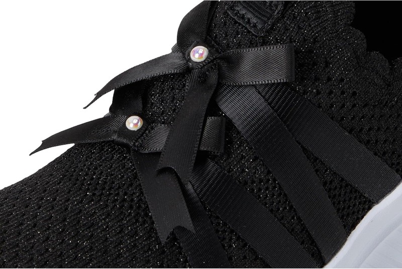 Skechers Girls' Ultra Flex 3.0 - BLACK - 5.5 gallery