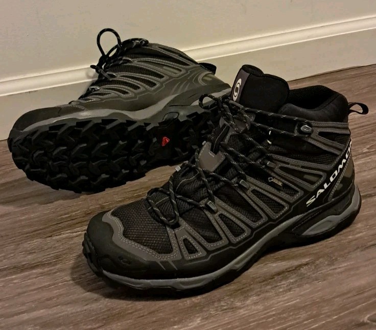 Salomon X Ultra 3 Mid Gore-Tex Hiking Boots Mens Size 11.5 Black / Gray