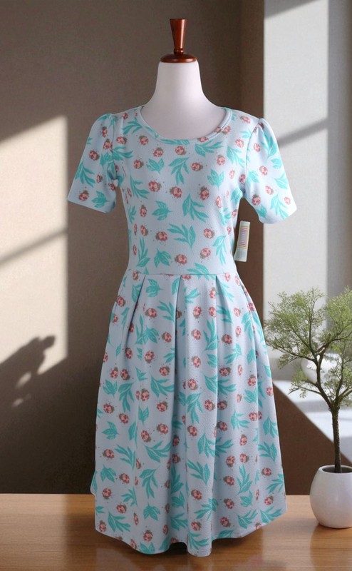 LULAROE NWT Textured Blue Ladybug Print A-Line Amelia Dress Size Medium