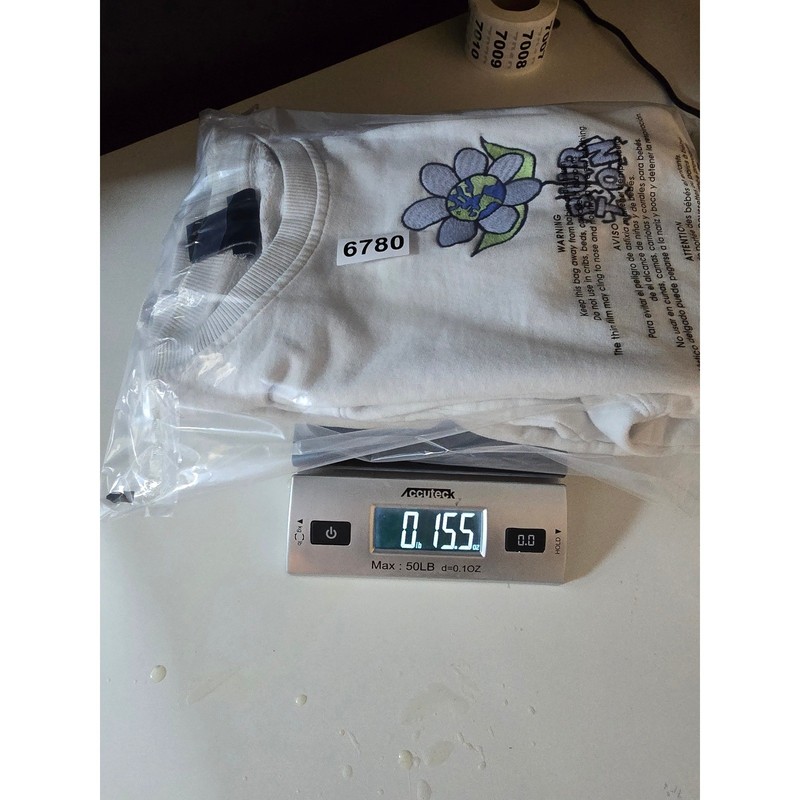 Burton Sweatshirt Mens Medium White Flower Earth Embroidered Crewneck Pullover gallery