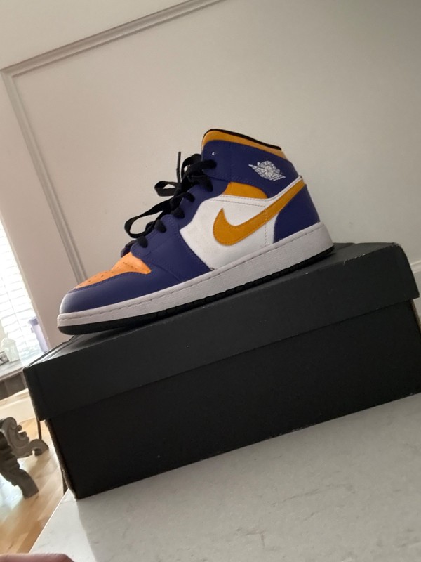 Lakers (yellow and purple) Air Jordan 1 Mid (GS) 6 1/2 US in good condition