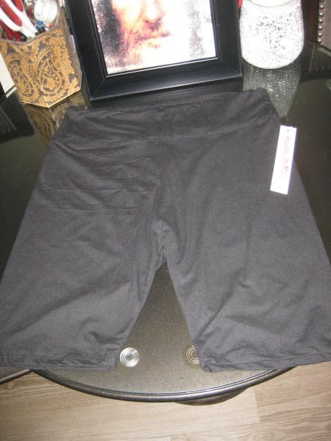 New Kuda Moda Stretch Exercise Long Shorts Plus One Size