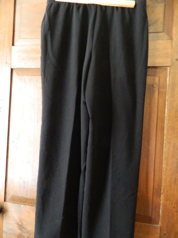 Sport Savvy Small Pull On Black Pants RN 81893 95% Cotton 5% Spandex