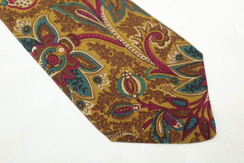 UMBERTO FORNARI Silk tie F77113
