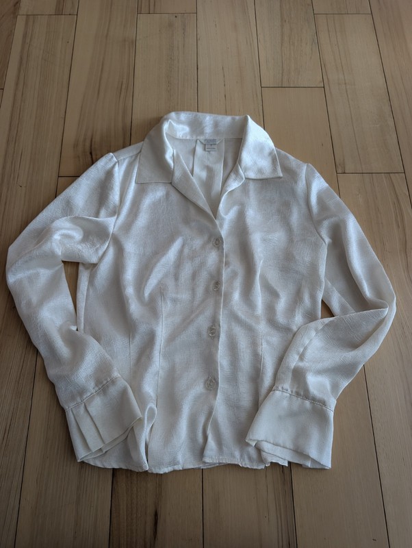 Christopher & Banks Women’s White Solid Collared Button Front Blouse SizeS