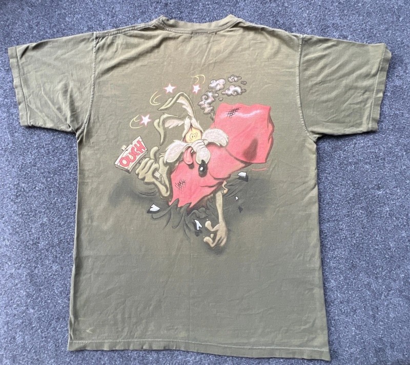 Vintage 1997 Looney Tunes Road Runner Wile E Coyote Double Sided USA Tee M gallery