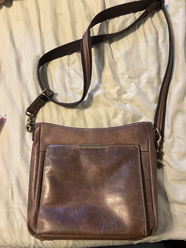 Gun Tote’n Mamas Brown Crossbody Bag Zip Top Beige Lined Bronze Hardware