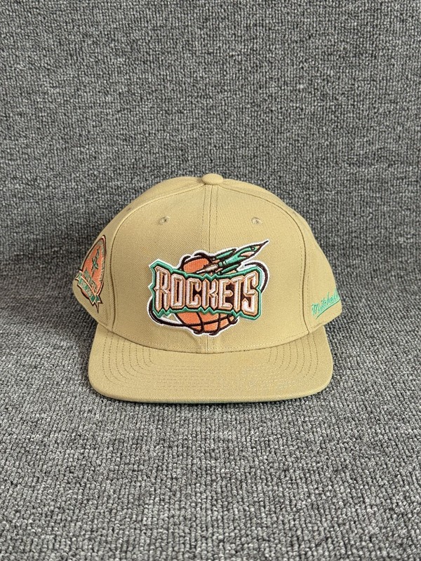 Mitchell & Ness Houston Rockets Fitted Flat Brim Tan 7 1 2 Hat