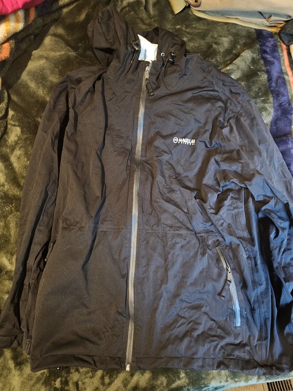 Mens Packable Rain Jacket