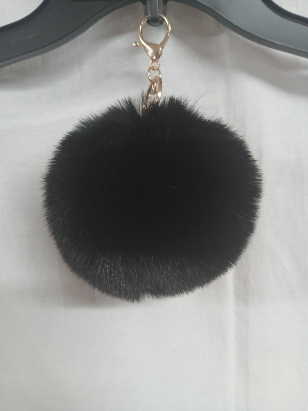 Black Purse Charm Keychain Key Fob Fluffy Plush Ball Key Ring Pom-Pom
