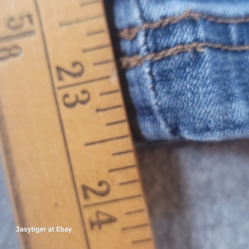 Lee Mid Rise Fit 188° Crop Capri WOMEN'S 8/10 Fit 28x23 Blue Jeans Patch Pocket gallery