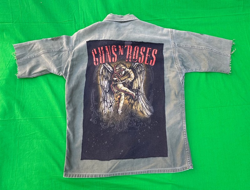 Vintage Guns ‘N Roses Men’s Custom Military Jacket Shirt__PLS SEE PIC FOR SIZE.