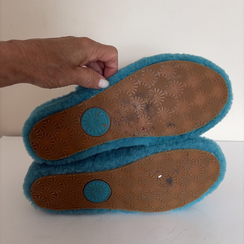 UGG Australia Oh Yeah Slide Slippers Women’s Size 8 Aquatic Blue Sheepskin gallery