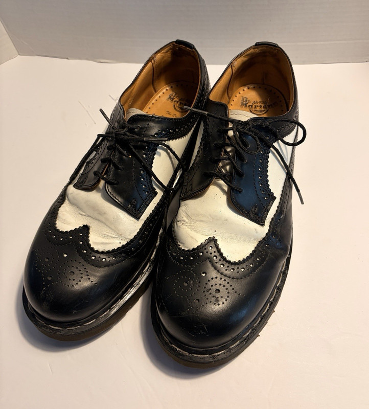 Dr. Martens Made in England Men’s Leather Wingtip Brogue Oxfords 11