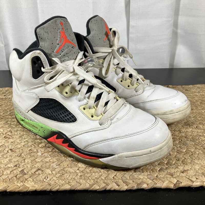 Size 10 – Air Jordan 5 Retro Pro Stars