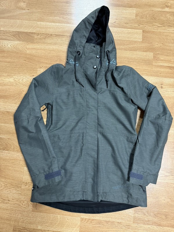 686 Snowboard Jacket Womens Small Smarty 3 in 1 Hooded Ski Coat Insulated Rowdy