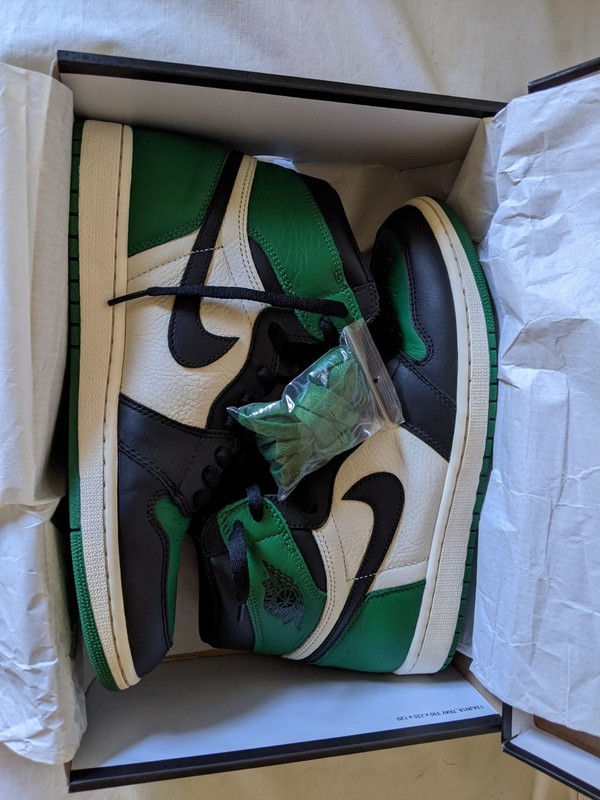 Pine Green Jordan 1 Retro High OG 2018 Box Included
