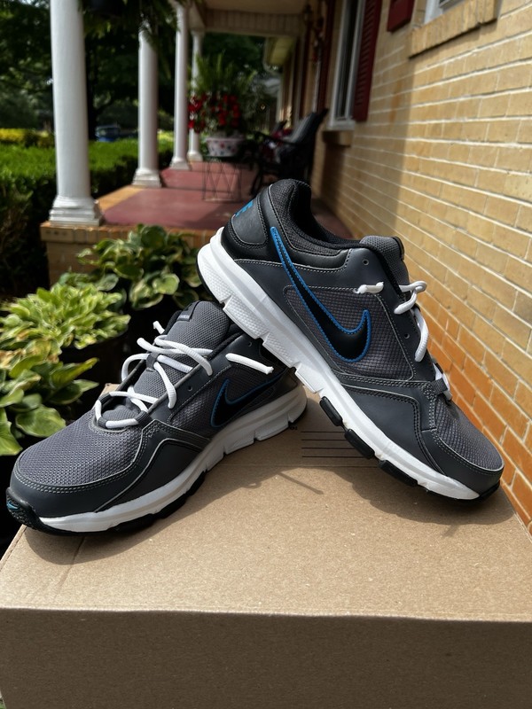 Nike Air Flex Trainer II Men’s Low Top Lace-Up Mesh Sneakers Gray Black Blue