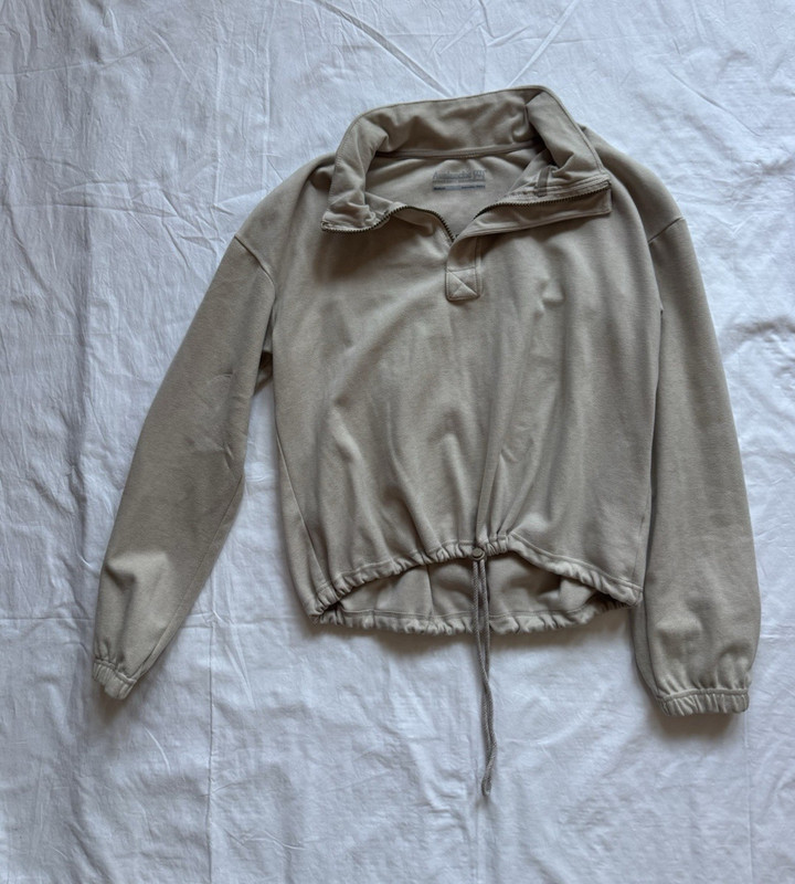 Avalanche Women’s Beige Cropped 1/4 Zip Mock Neck Pullover Sweatshirt M