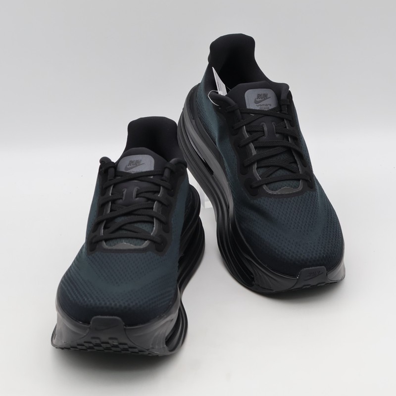 IQ0627-001 Nike Vomero Premium Chrome Mini Swoosh Black (Men's) gallery