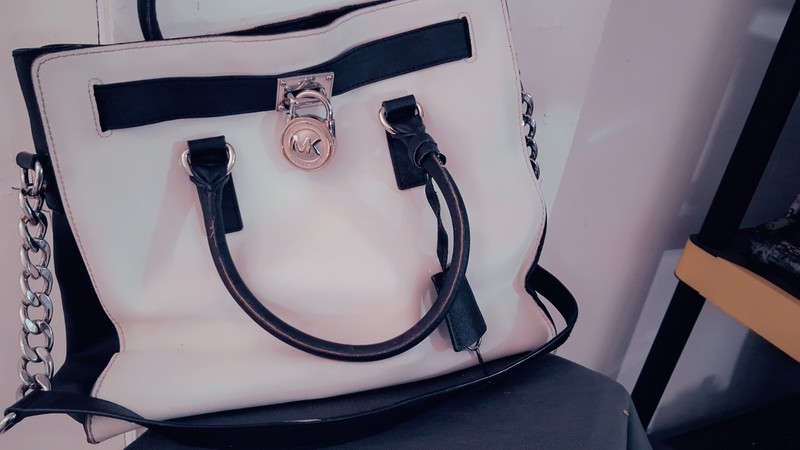 Michael Kors White/Black Medium Satchel Padlock Key Chain, Detachable Strap
