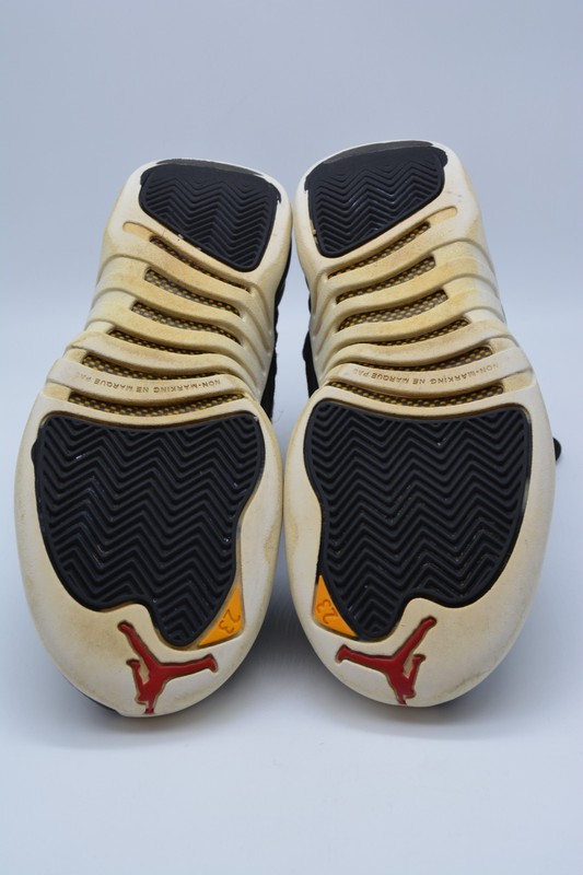 Air Jordan 12 Retro Reverse Taxi Basketball Sneakers 153265-017 Size 5Y gallery