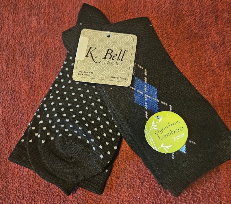 K. Bell Women’s Golf/Dress Socks 2 Pairs Bamboo Rayon Black Argyle Size 10-13