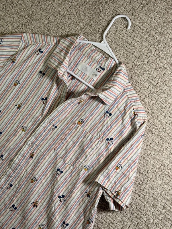 Disney Men’s L Regular Multicolor Striped Button-Up Mickey Donald Pluto SKU112