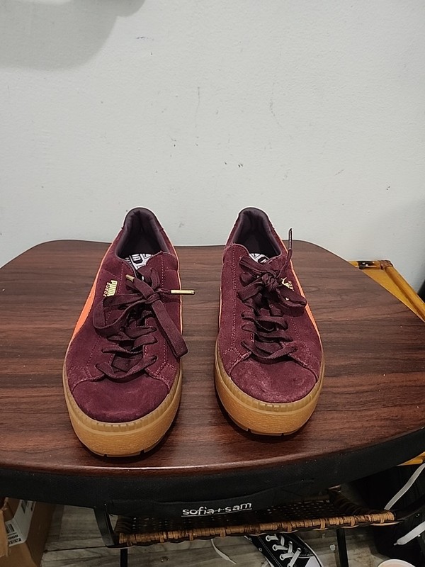 Size 9 – PUMA Suede Platform Trace Winetasting Flame W