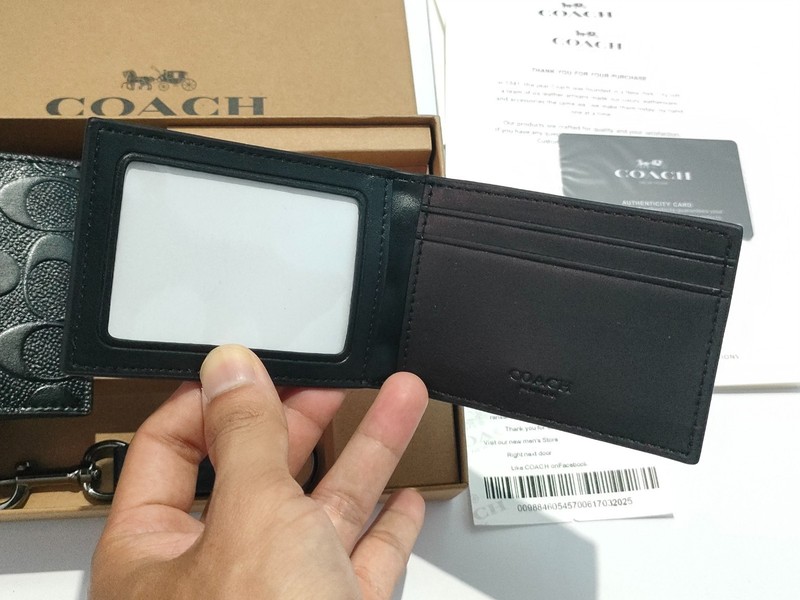 MEN'S 3 IN 1 WALLET BOXED GIFT SET IN SIGNATURE CANVAS BLACK gallery