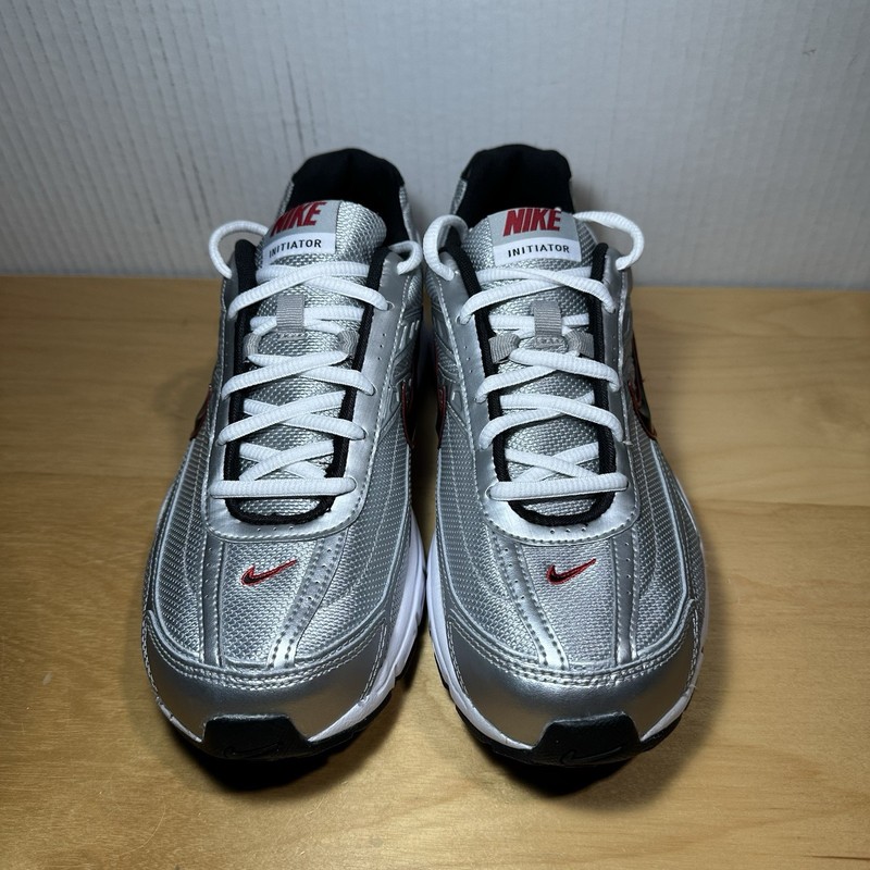 Men 9.5 - Nike Initiator Running Shoes Metallic Silver Black-White 394055-001 gallery