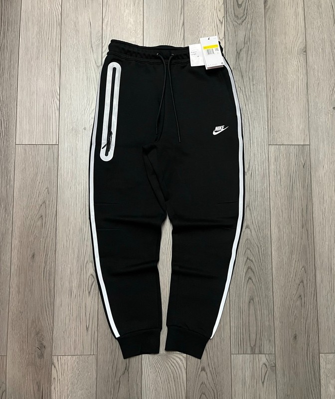 Size Medium - Nike Tech Black Reflective Full-Zip Hoodie & Joggers FREE SHIPPING gallery