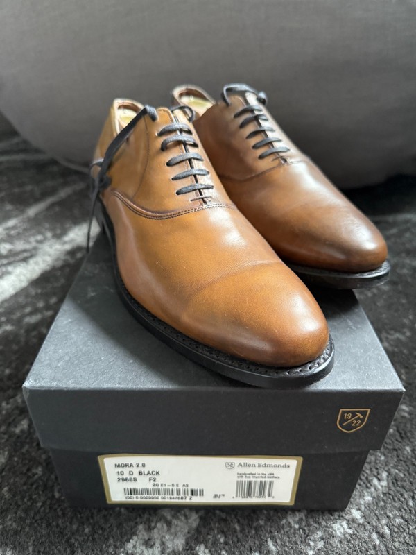 Allen Edmonds Carlyle 8834 Oxford Dress Shoes Men’s Size 10 D Bourbon Brown USA