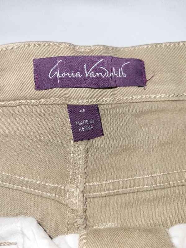 Gloria Vanderbilt Amanda Capri Women Size 4P Khaki Beige Cuffed Stretch Pants gallery