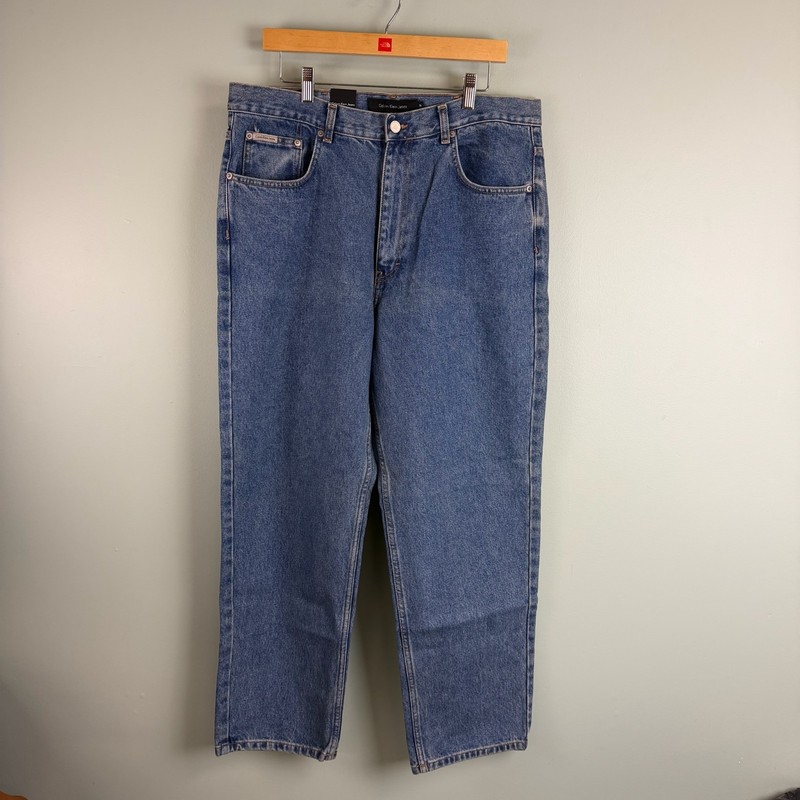 Calvin Klein Jeans Easy Fit Natural Waist Classic Tapered Leg NEW NOS 36 x 30
