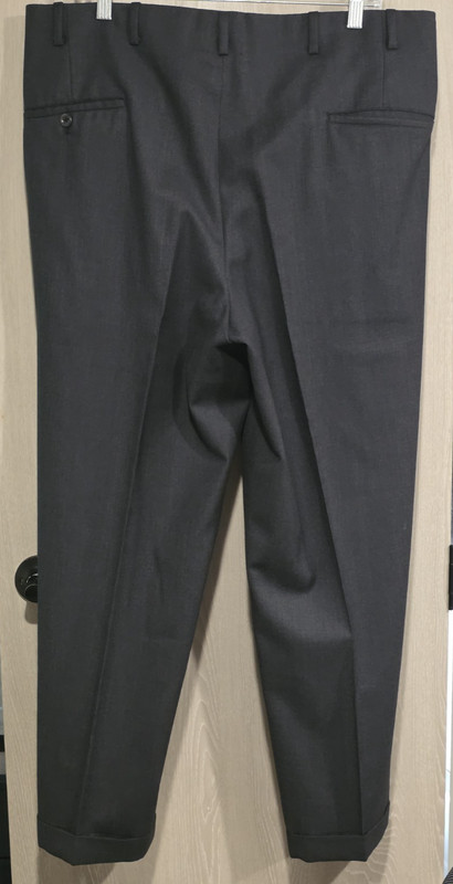 OXXFORD CLOTHES Ambassadors Emblem Super 110's Suit 42R 38x29 Charcoal gallery