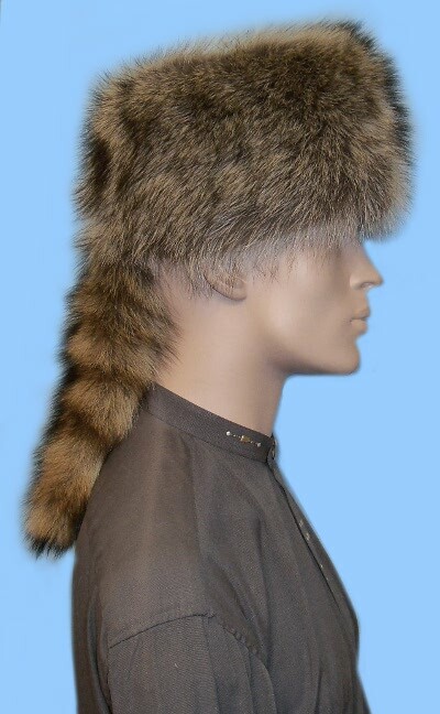 NEW MENS DAVY CROCKETT STYLE RACCOON FUR HAT-24″ EARBAND-REMOVABLE TAIL-COONSKIN