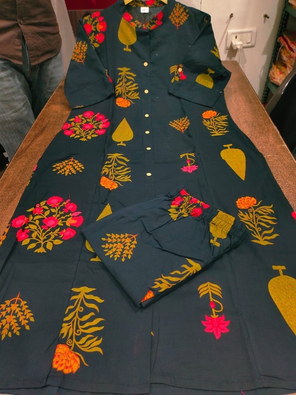 Premium Floral Printed Straight Kurta Set for Women | Indian Ethnic(S TO 3XL) gallery