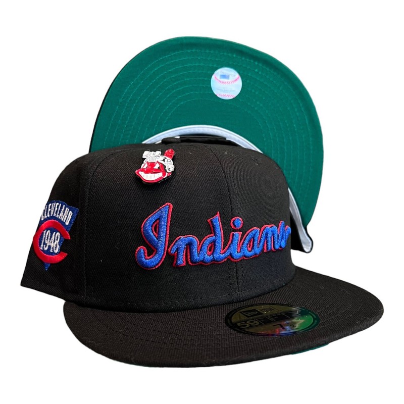 New Era Cleveland Indians 59FIFTY Fitted Hat Cap Black W/ Chief Wahoo Pin 7 3/4