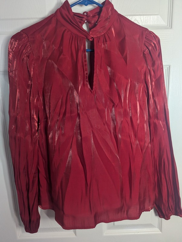 Nine West Blouse Women’s S Red Metallic Shimmer Long Sleeve Keyhole Mock Neck