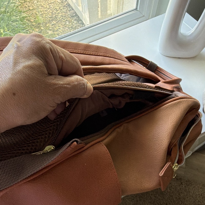 Kah&Kee Brown Backpack Bag Zip Closure Front Zip Pocket Inner/Outer Pockets gallery