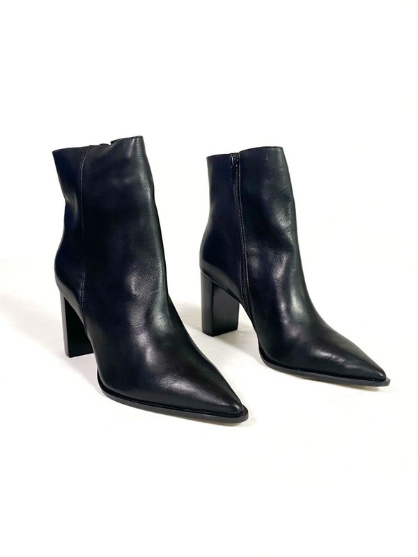 Able The Amber Leather Ankle Boot Black Women’s 9