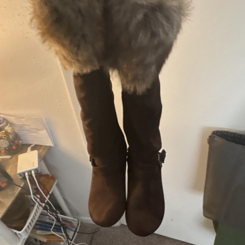 Women’s Brown Knee High Riding Boots Faux Suede Faux Fur Trim Buckle US 6