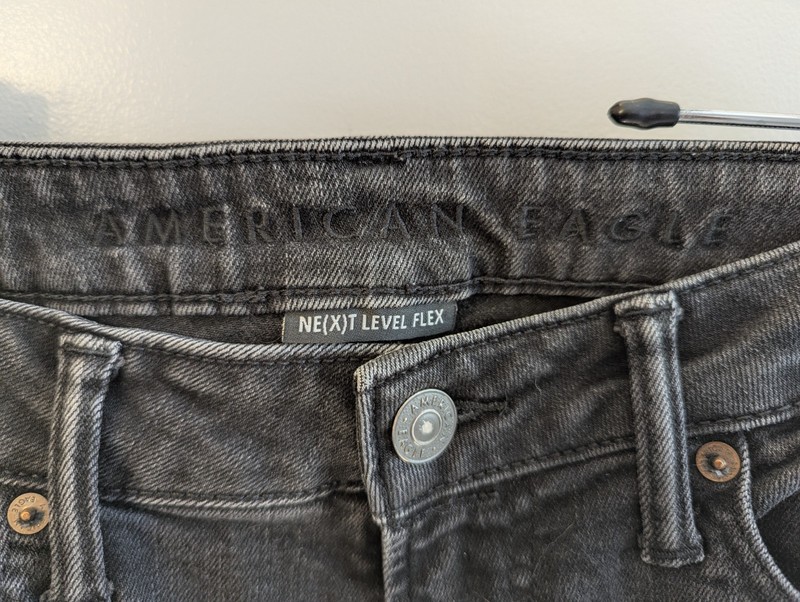 American Eagle Men’s Next Level Flex Slim Straight Black Denim Jeans 29x32 gallery