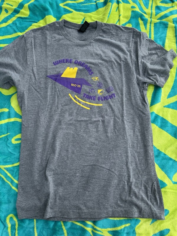 Gildan California Lutheran University New Student Orientation T Shirt, Size M