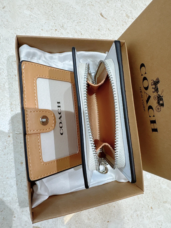 New Coach khaki / Snap CBN32 Wallet In Signature Canvas in Chalk White gallery