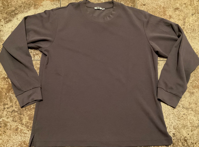 UNIQLO AIRISM PERFORMANCE LONG SLEEVE SHIRT ( MENS L ) STONE GREY TONE