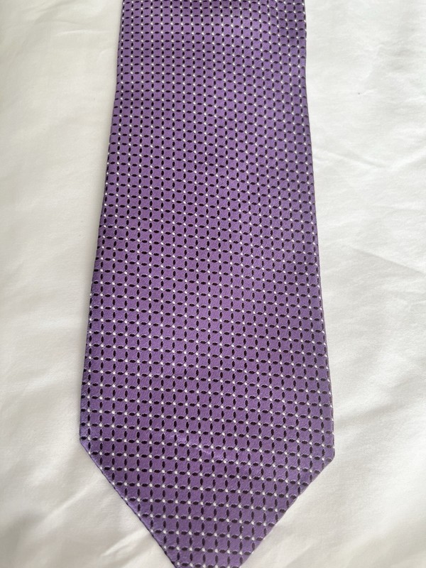 Ermenegildo Zegna Men’s tie 100% Silk Purple Geometric honeycomb microdot